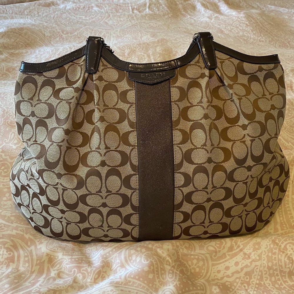 Coach Devin Signature Khaki Brown Handbag Like New